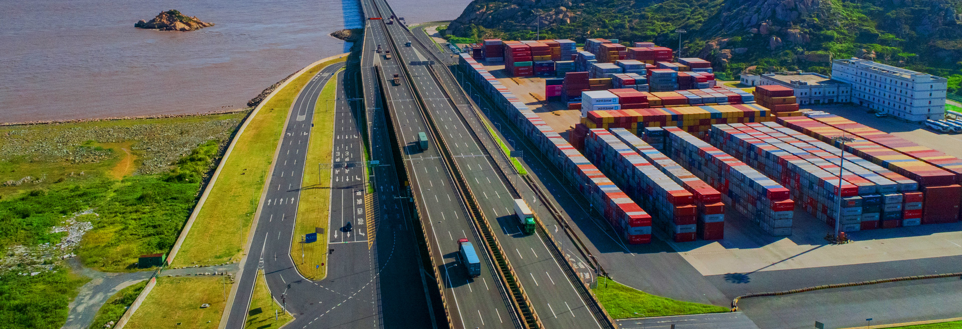 高效专业服务于外贸企业<span>Efficient and professional service for foreign trade enterprises</span>